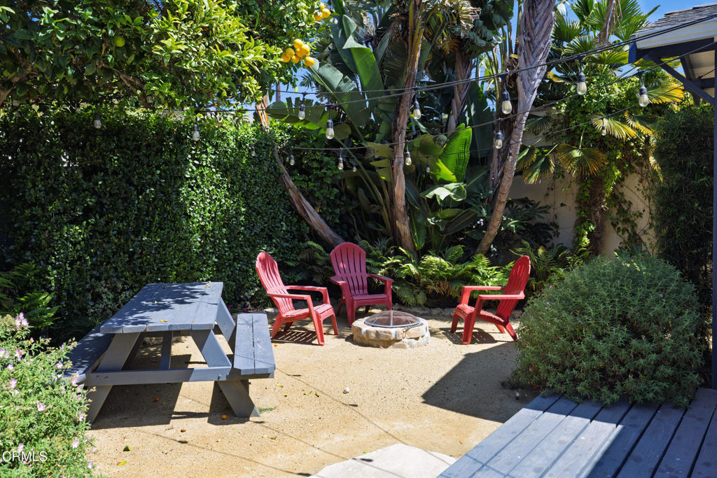 142 S Ann Street Property Photo 37