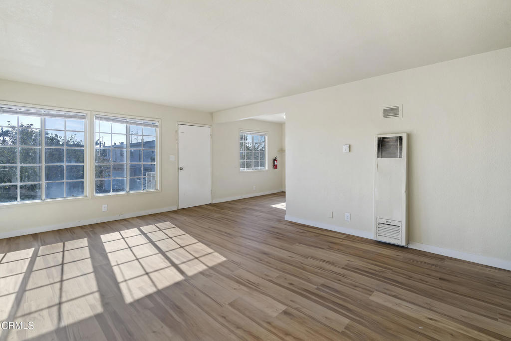 11538 Eucalyptus Avenue Property Photo 14