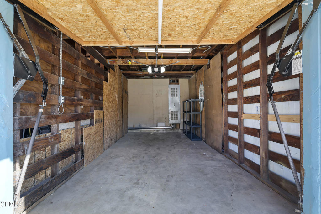 11538 Eucalyptus Avenue Property Photo 37