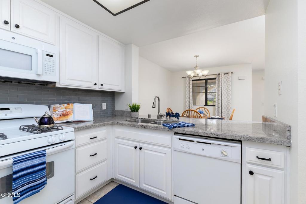 1210 Via Montoya Property Photo 4