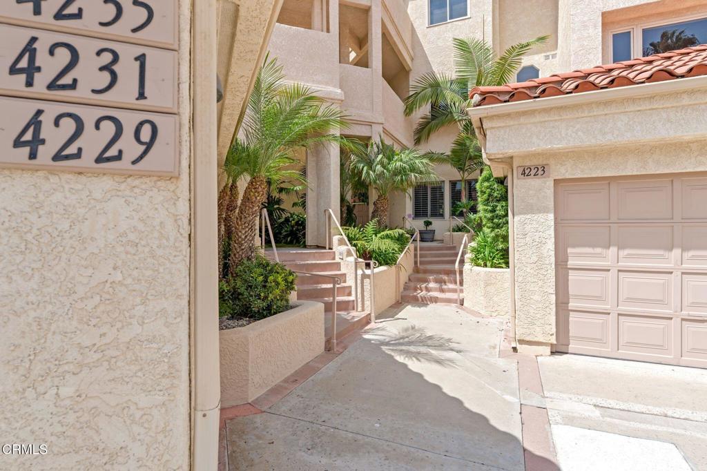 4229 Harbour Island Lane Property Photo 1