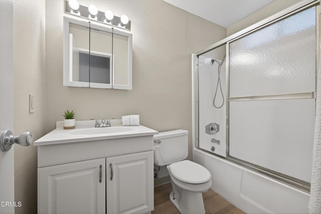 360 Melrose Drive Property Photo 14