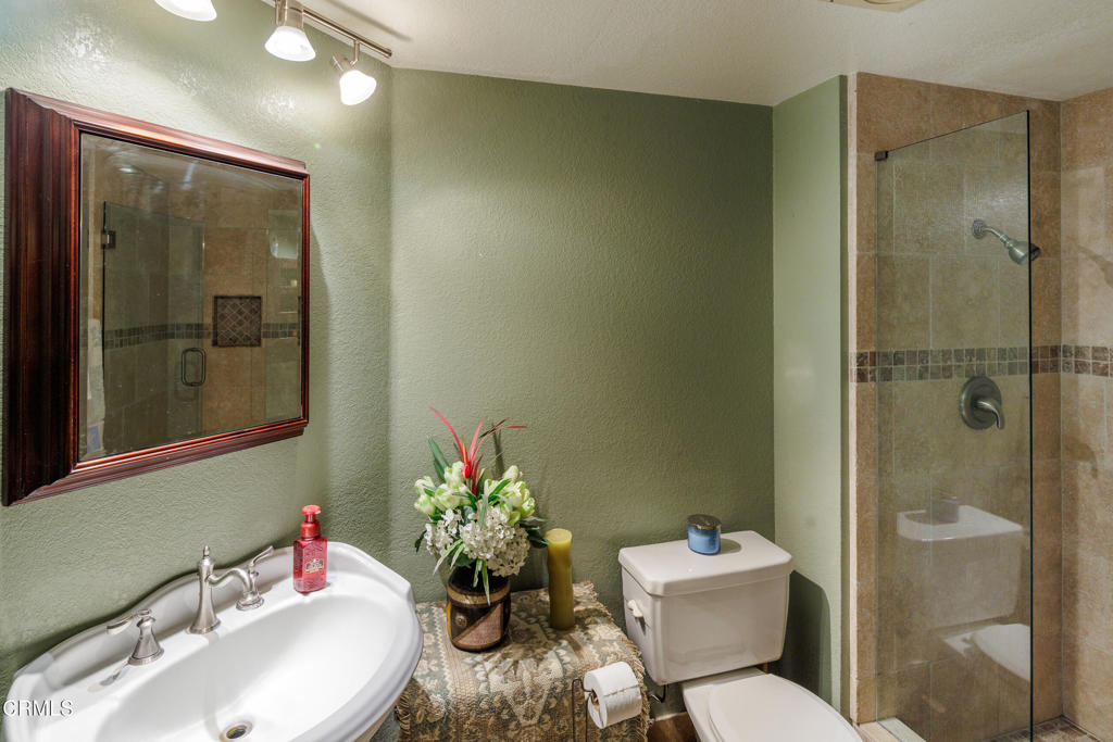 1600 Devonshire Drive Property Photo 22