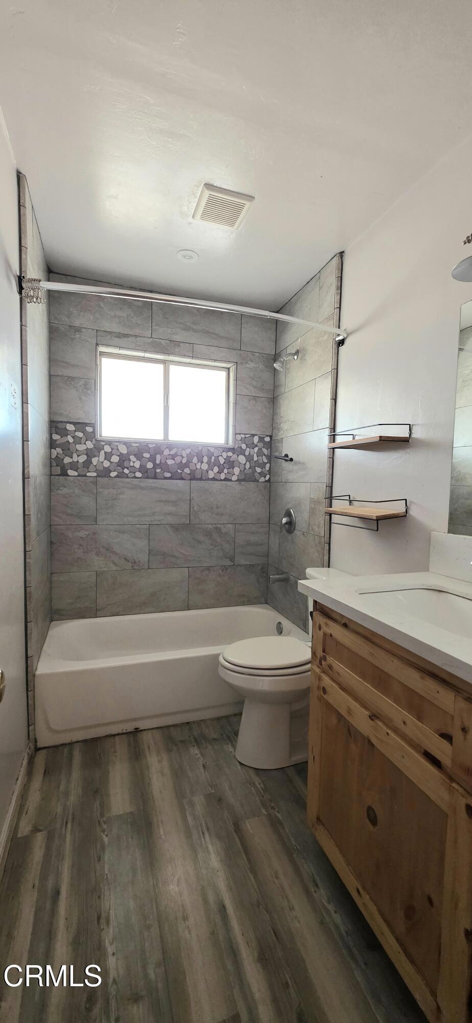 423 Helen Way Property Photo 8
