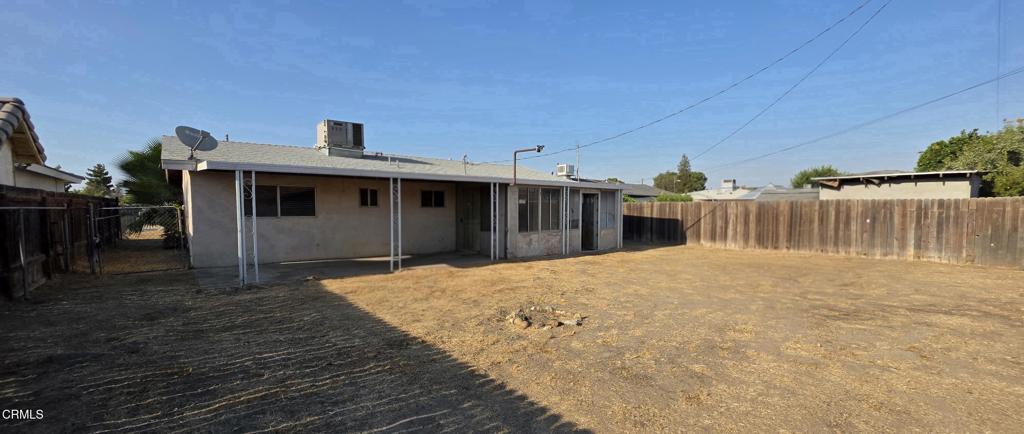 423 Helen Way Property Photo 14