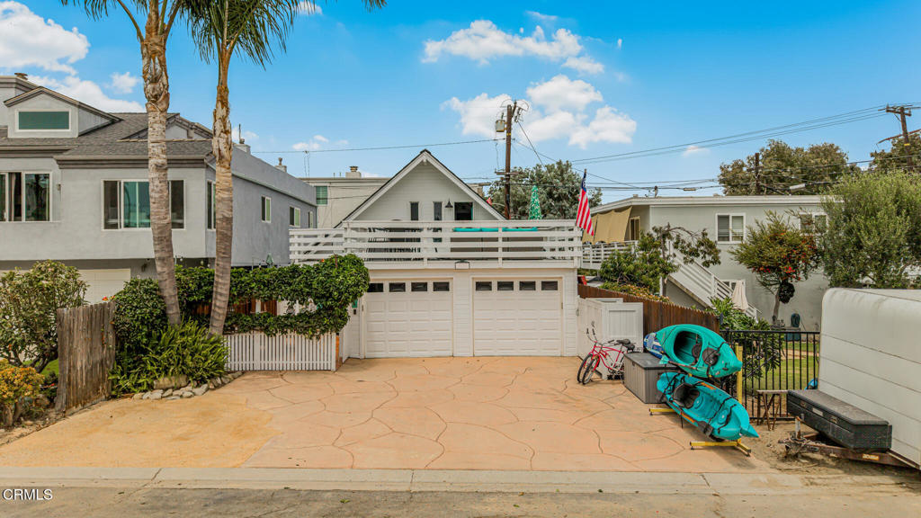 345 Hollywood Boulevard Property Photo 1