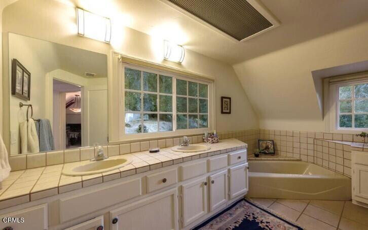 16152 Maricopa Highway Property Photo 18