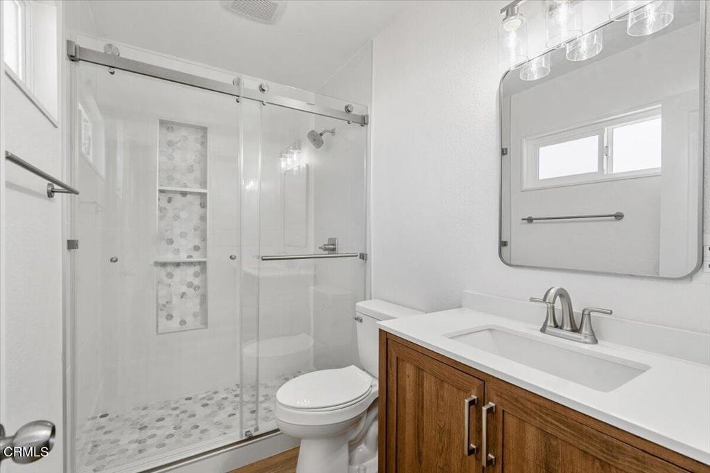 554 Dorena Drive Property Photo 6