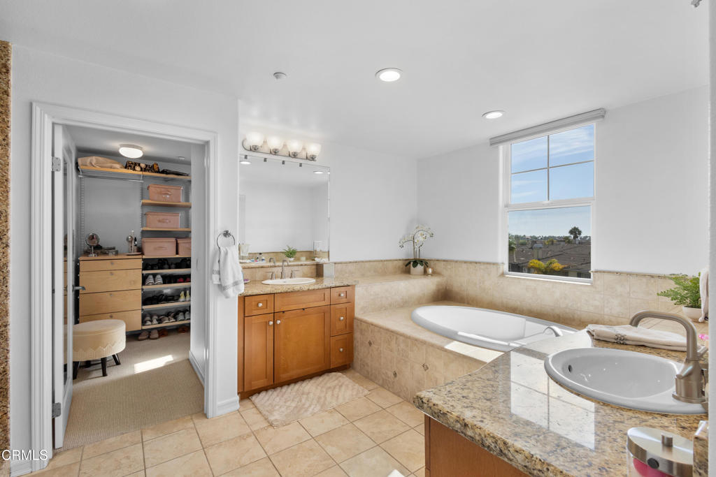 1560 Seabridge Lane Property Photo 16