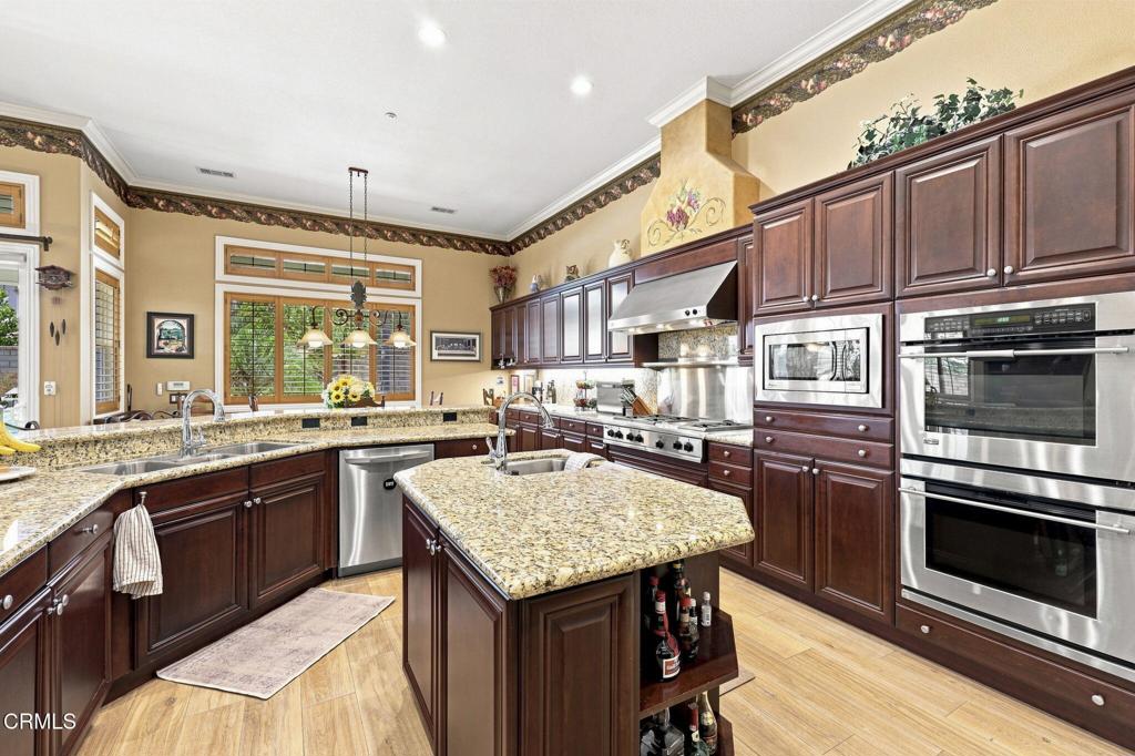 2123 Rambling Rose Drive Property Photo 18
