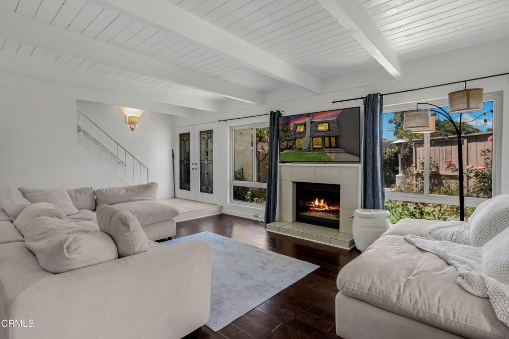 1541 Eucalyptus Circle Property Photo 6