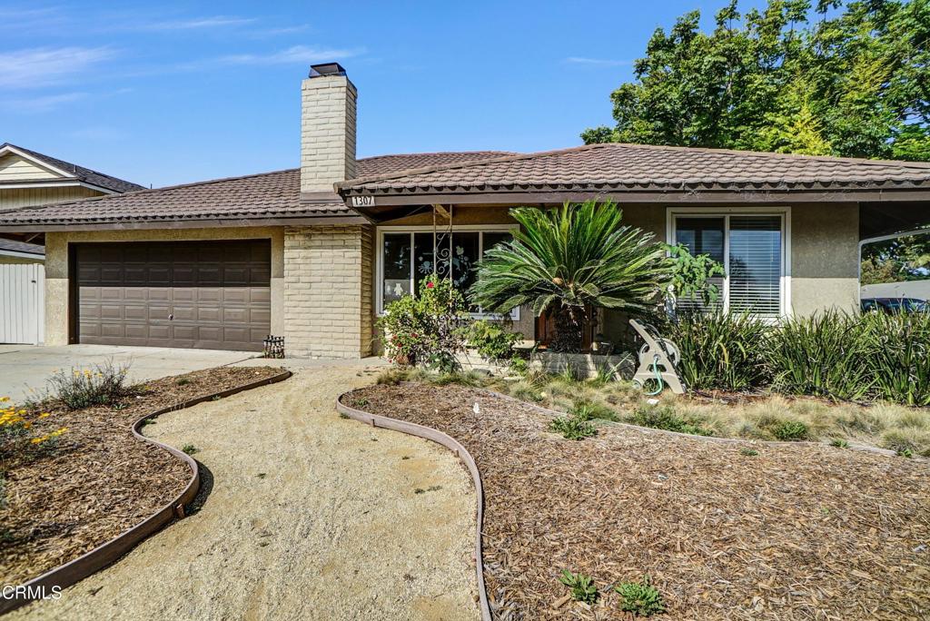 1307 S Petit Avenue Property Photo 1