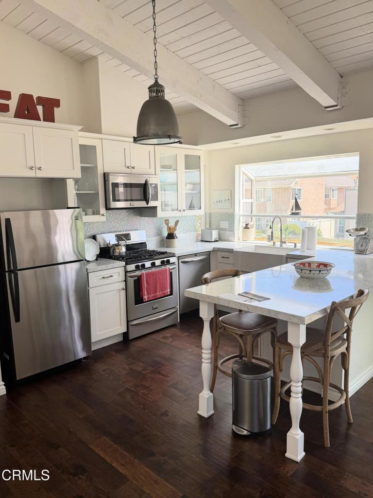 5121 Neptune Square Property Photo 15
