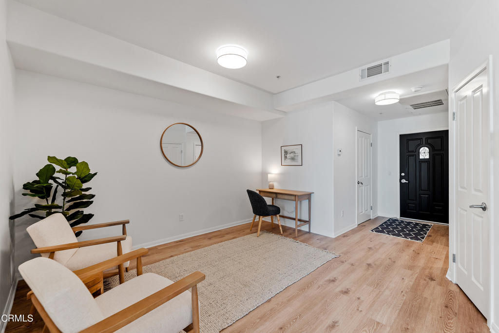 436 Poli Street 402 Property Photo 6