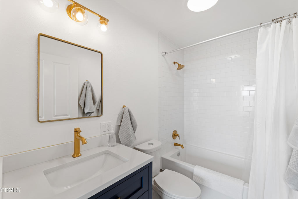 436 Poli Street 402 Property Photo 11
