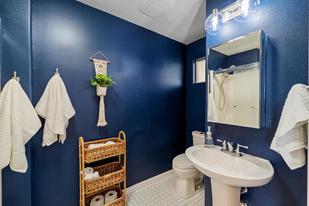 436 Poli Street 402 Property Photo 14