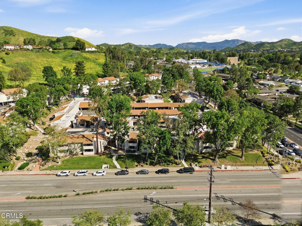28947 E Thousand Oaks 121 Property Photo 14