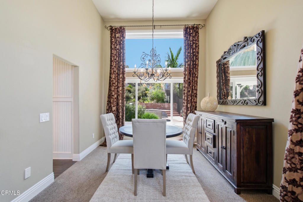 1143 Via Carranza Property Photo 4