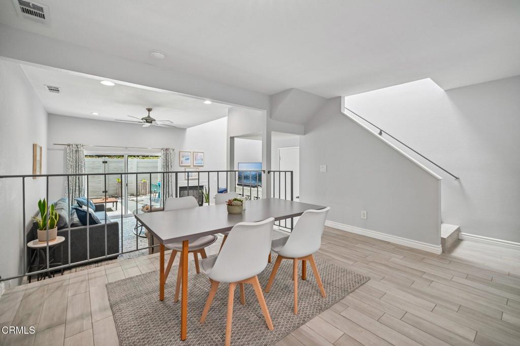 5524 Driftwood Street Property Photo 9