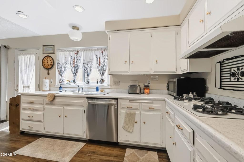 1573 Wolverton Avenue Property Photo 10