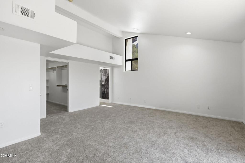 11370 Brainard Avenue Property Photo 22