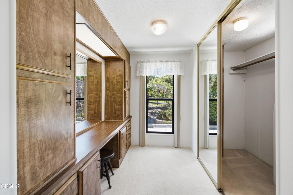 975 W Telegraph Road 26 Property Photo 25