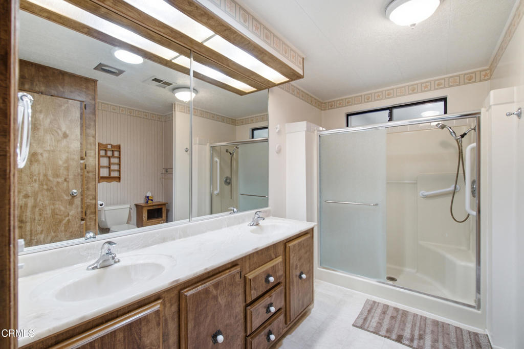 975 W Telegraph Road 26 Property Photo 27