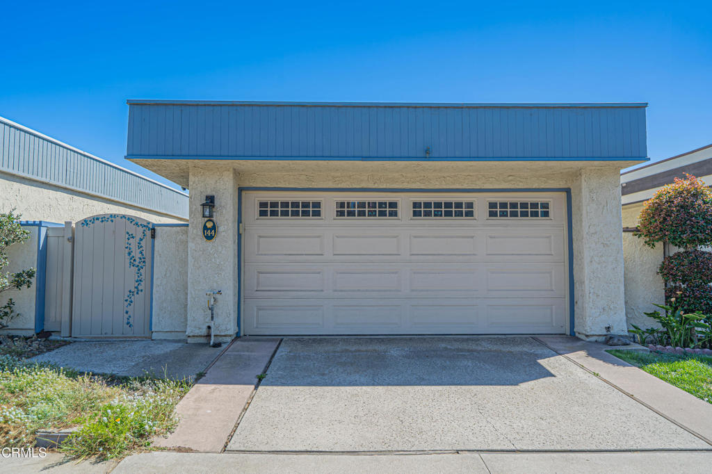 144 Seaspray Way Property Photo 2