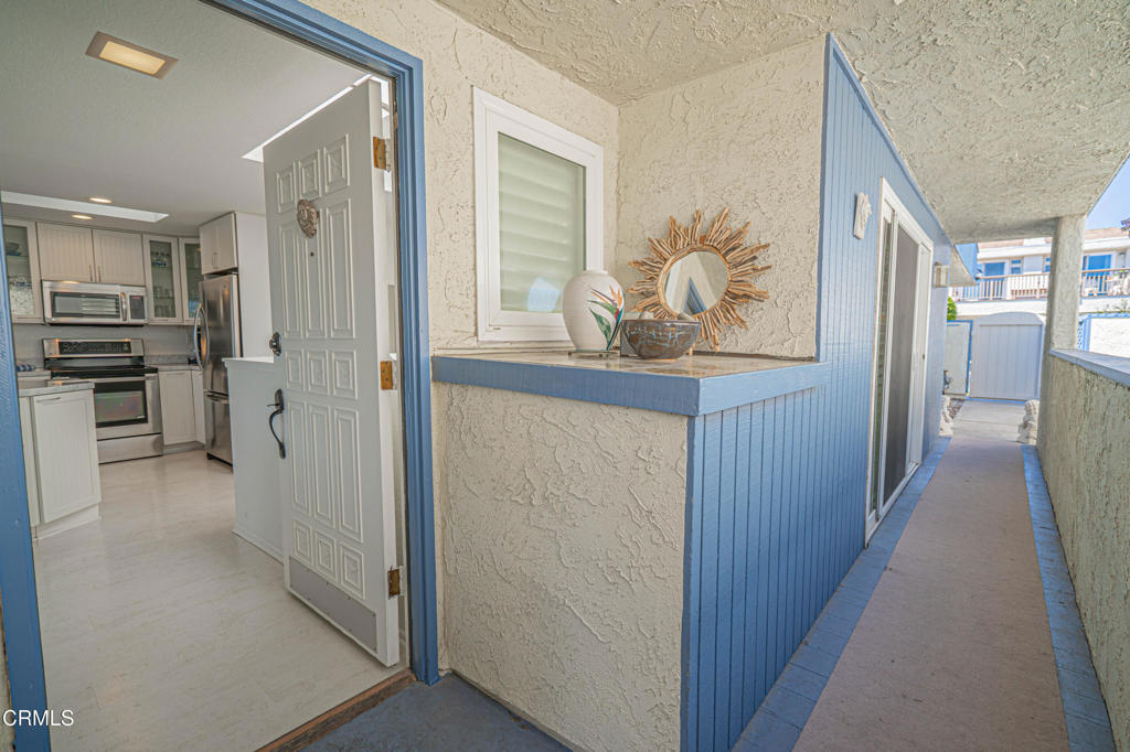 144 Seaspray Way Property Photo 8