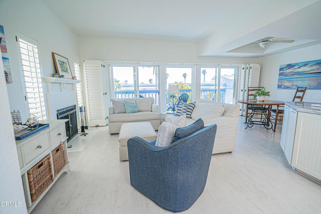 144 Seaspray Way Property Photo 9