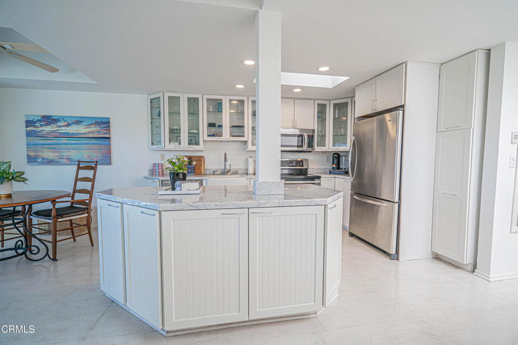 144 Seaspray Way Property Photo 11