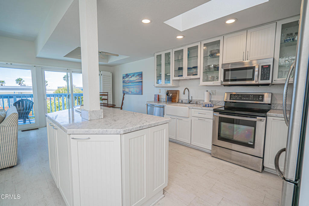 144 Seaspray Way Property Photo 12