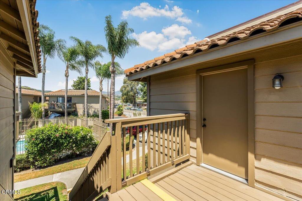 202 S Steckel Drive Property Photo 2