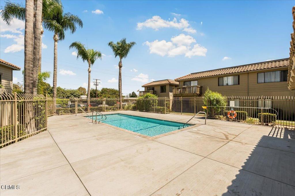 202 S Steckel Drive Property Photo 11