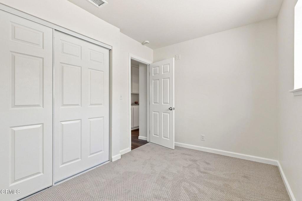 575 E Thomas Street Property Photo 19