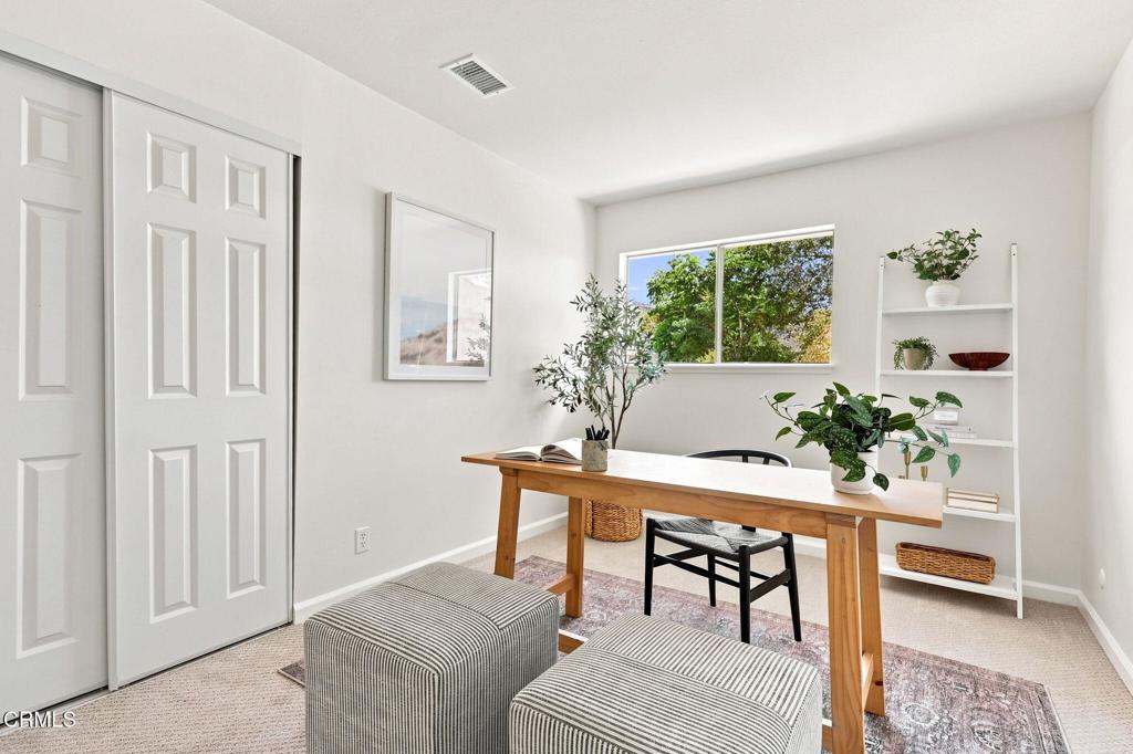 575 E Thomas Street Property Photo 22