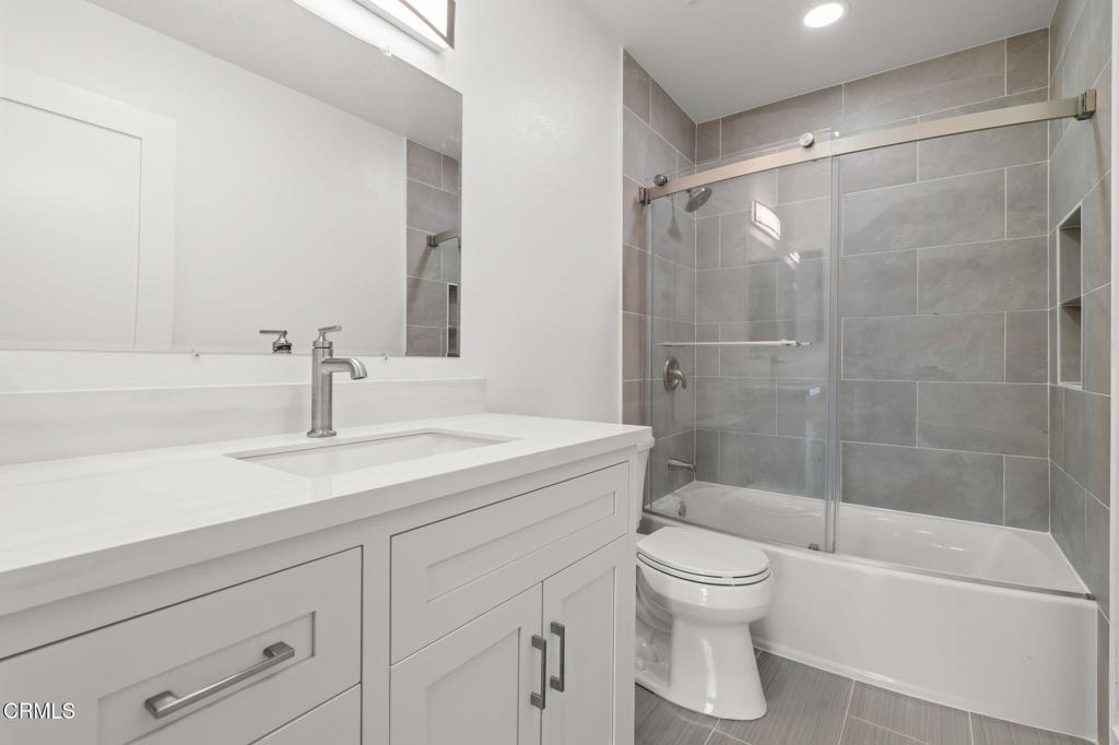 1300 Saratoga Avenue 2009 Property Photo 25