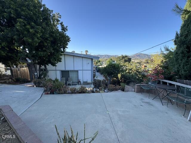 935 E Hillcrest Drive Property Photo 30