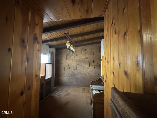 935 E Hillcrest Drive Property Photo 41