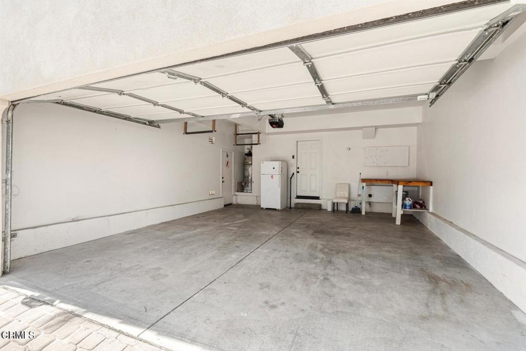 368 E B Street Property Photo 10
