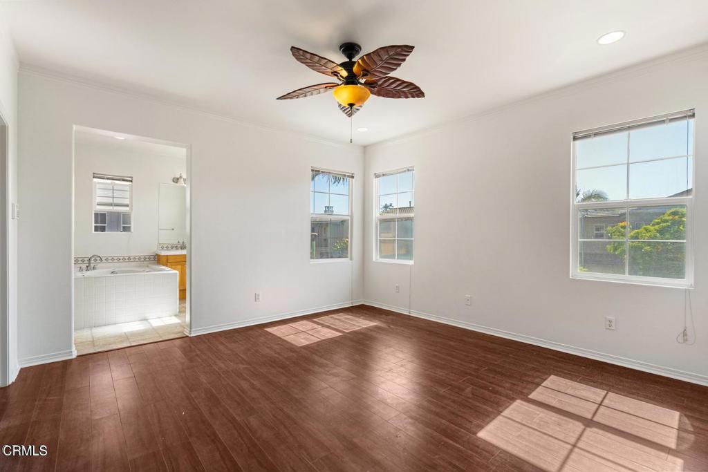 368 E B Street Property Photo 13