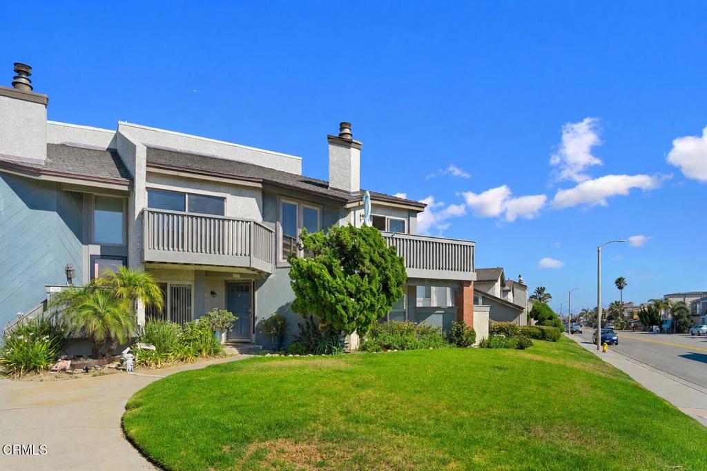 4532 La Brea Street Property Photo 2