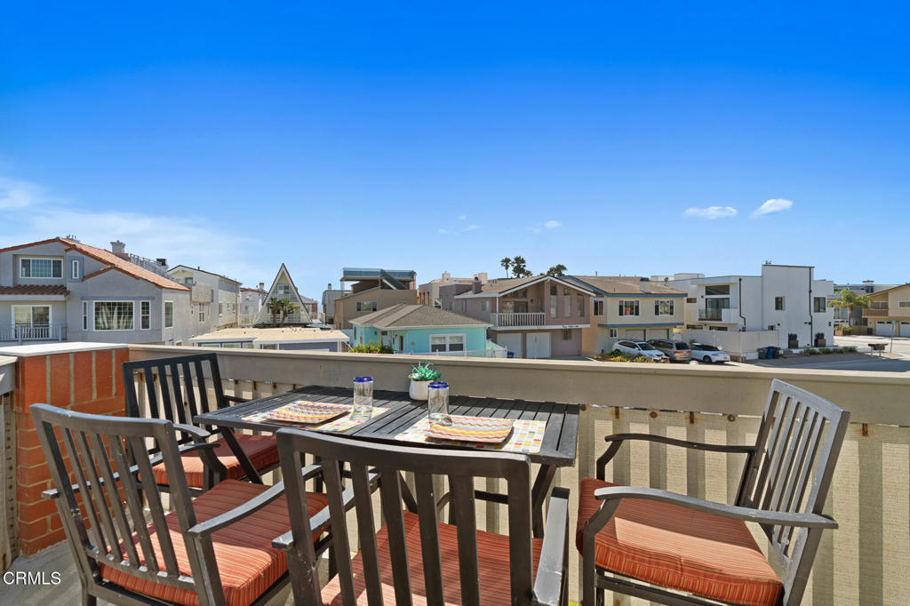 4532 La Brea Street Property Photo 8