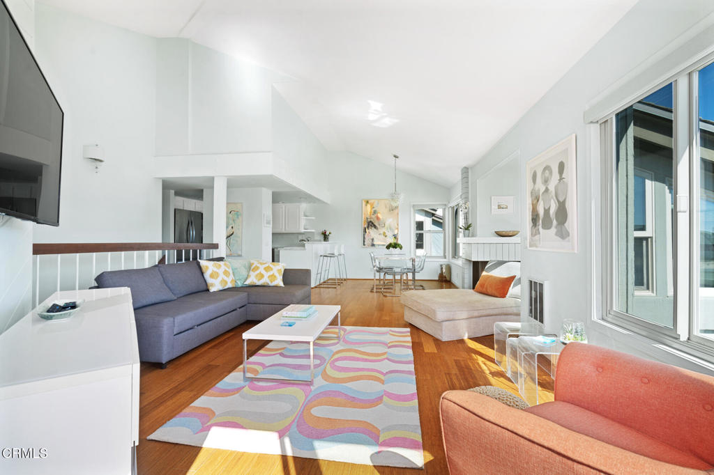 4532 La Brea Street Property Photo 10