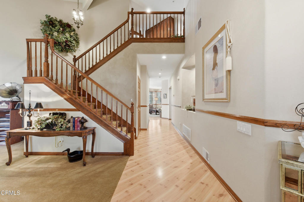 2424 Orion Way Property Photo 6