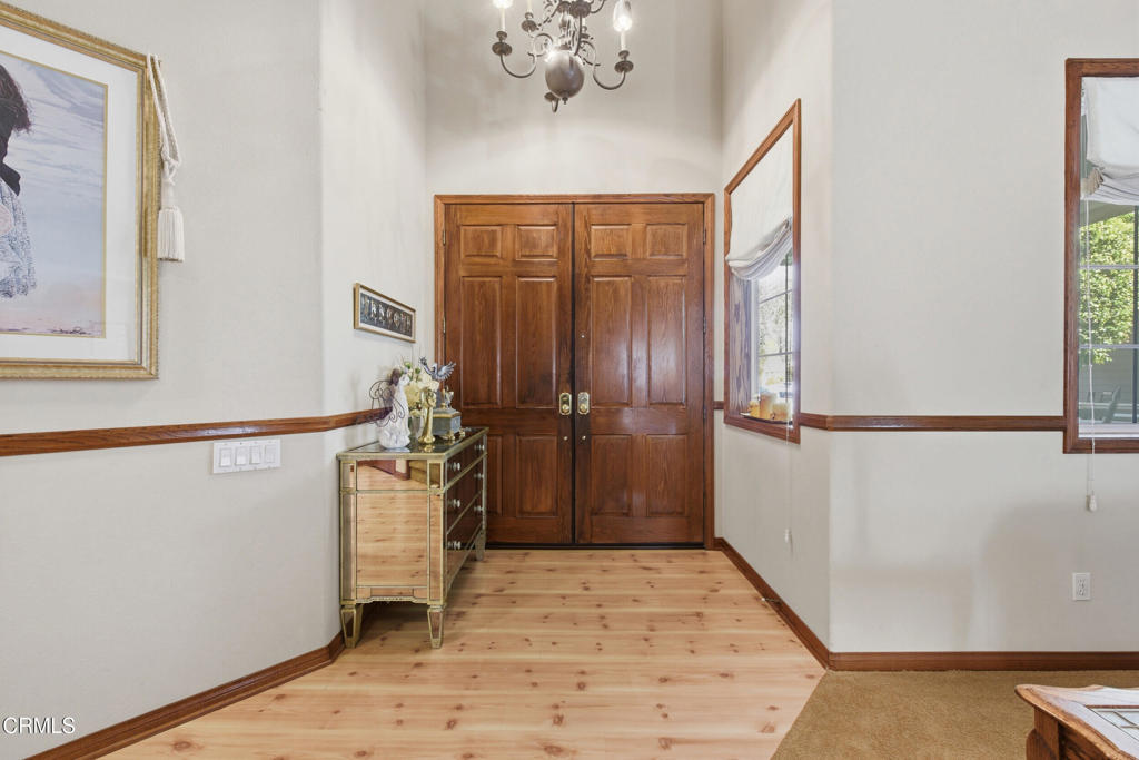 2424 Orion Way Property Photo 7