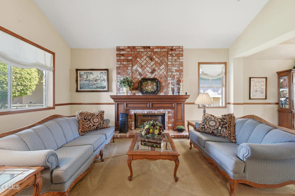 2424 Orion Way Property Photo 8
