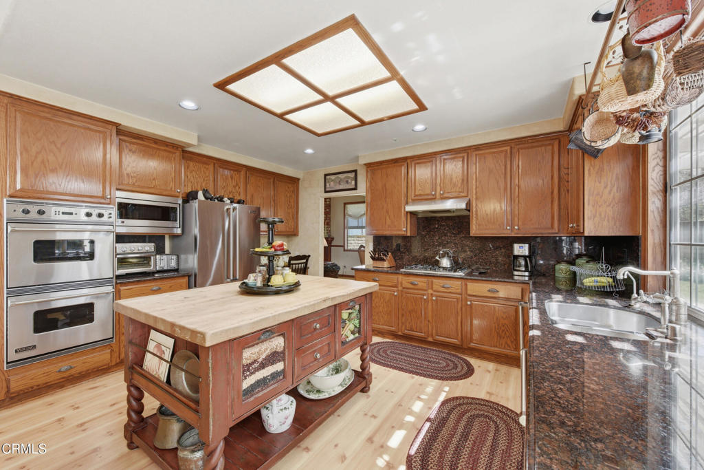 2424 Orion Way Property Photo 15
