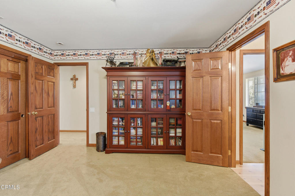 2424 Orion Way Property Photo 32