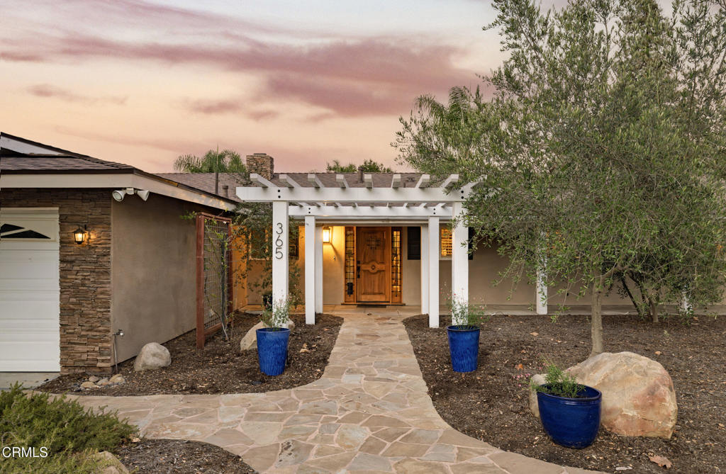 365 Encino Drive Property Photo 4